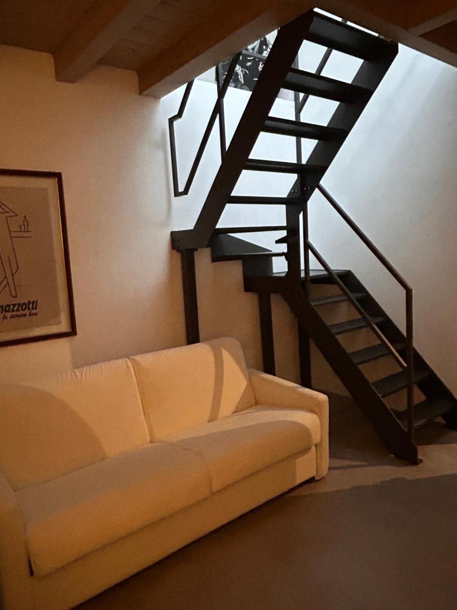 Loft Navigli With Private Garden — Foto 2